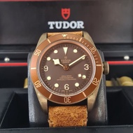 Tudor Blackbay Bronzo