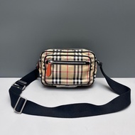 Burberry巴寶莉格紋帆布相機包