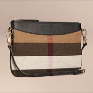 正全新 Burberry  Canvas 格紋手拿包兩用包肩背包斜背包黑色