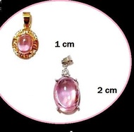 Natural gemstones หินใต้น้ำ หรือคนไทย-ลาว เรียกว่าเพชรพญานาค เจียรไนเป็นทรงรีขนาด 1 cm. หุ้มทองไมครอนและประดับเพชร CZ
