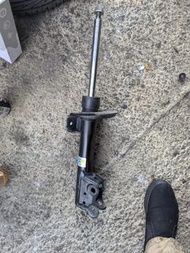 W245 B180, B200 避震器 1 條