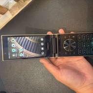 Samsung W2018 Flip Phone