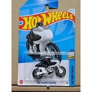 HOTWHEELS TRIUMPH TIGER 100