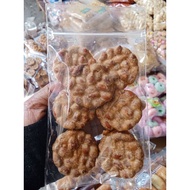 Crispy Crispy Crispy BETAMPIK NUTS CONTAINS 7 PIECES