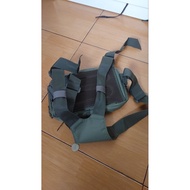 511 skyweight survival chest bag