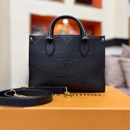 Lv 路易威登 黑色 全皮  onthego小號