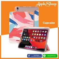 [Trifold 11 2018] เคสสำหรับไอแพดโปร มีที่เก็บและชาร์จปากกา รุ่น 11 2018 Gen1 AppleSheep [สินค้าพร้อม