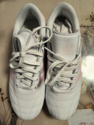 Adidas Taekwondo 女款運動鞋