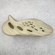 Adidas Yeezy Foam Runner