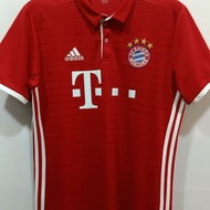 Vintage BAYERN MUNICH ( Bundesliga ) 2016-2017 Home Soccer Jersey