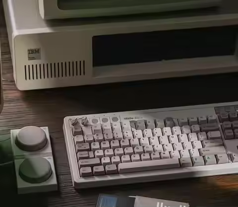 Original CN 8BitDo Retro Mechanical Keyboard 2.4G BT Wireless and Wired Three-mode Connection