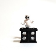 DJ Marshmello Figure and table scale 1-64 diorama miniature - painted diorama 1/64