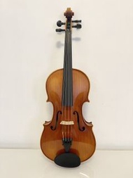 (九成半新 琴之屋viola) 15.5吋中提琴 連琴弓琴盒、FOM中提琴肩托、Pirastro Schwarz松香、全新後備Pirastro Chromcor弦線 (2025年購買全套，有收據)