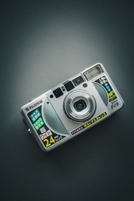 超靚外觀 超新 FUJIFILM fuji Silvi F2.8 菲林相機 Point Shoot 傻瓜 全新