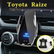 Toyota Raize Car Phone Holder Wireless Car Charger 15W Fast Charging Auto Clamping Auto Sensor Phone Holder Wireless Charging Car Accessories
