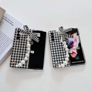 GANTUNGAN Black and White Case Zfold Simple Ribbon Tie Acrylic With Pearl Pearl Chain Hanger hp Char