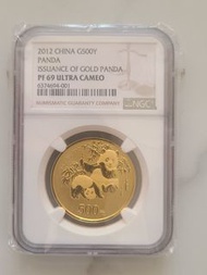 2012年 中國熊貓發行30周年紀念精鑄一盎司金幣