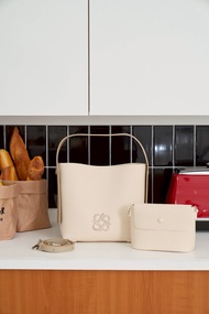 PEROTA “Toast” Bag มาพร้อมถุงผ้า