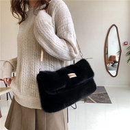 High-End Furry Bag Niche Fashion Furry Shoulder Messenger Bag Large Capacity Work Commuter Bag