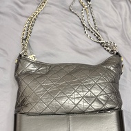 CHANEL Gabrielle de Chanel 大號 流浪包