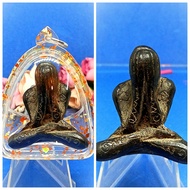 大名鼎鼎专制必打佛名師大马僧王督拉惹銮菩孔非常精美掩面佛(又称拍必打佛)(请参阅以下英语版本关于大马僧王及这必打佛简介)已包好非常精美超厚高清防水壳Super Famous Magic Phra Pi