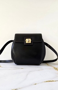 絕版中古包 Fendi黑色元寶包 側背包 斜背包 皮革包 單肩包 二手