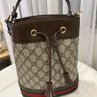 Gucci 小型水桶包