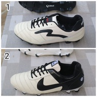 Premium cowhide football boots full leather football boots men's football boots