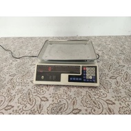 Penimbang Digital 40KG Terpakai Self Pickup Sahaja
