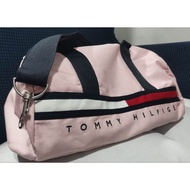 TOMMY HILFIGER SMALL DUFFLE BAG