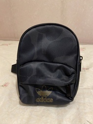 Adidas x Marimekko 迷你背包