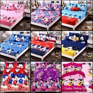 QUEEN FITTED CARTOON BEDSHEET / MICKEY MOUSE