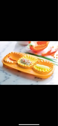 Tupperware dumpling / mini curry puff maker