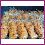 M+v&Lhuillier~r_CEBU:tX_Chewy:nZ_Dried:A_mangoes/M^in/r_1kilogram,:B_500 grams and 250 grams