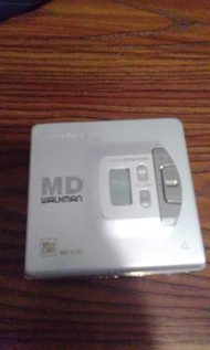 Sony MD Walkman  MZ-E30當零件賣