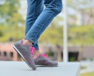 MIT【緹花布舒腳鞋-女款灰】運動鞋 休閒鞋 健走鞋  透氣 不脫膠