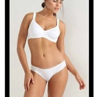 Unpaded wired white nylon bra 42e 44c