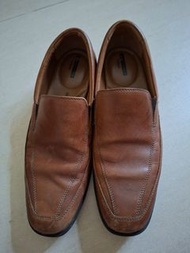 Clarks 男士棕色皮鞋