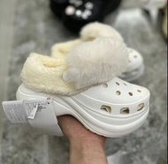 🤖Crocs Bae Clog 卡洛馳 小鯨魚 加絨洞洞鞋 毛絨內裡厚底拖鞋 黑色 白色 骨白