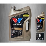 🔥โฉมใหม่ล่าสุด🔥 น้ำมันเครื่องยนต์เบนซิน สังเคราะห์แท้ 100% 5W-30 Valvoline (วาโวลีน) Synpower 5W-30 ขนาด 4+1 ลิตร