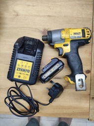 DeWALT 10.8V 衝擊起子機