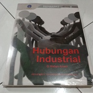 Industrial Relations Lecture Book D. Wahyu Ariani 2nd Edition EKMA4367 Module 1-6 Open University Pu
