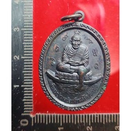 Luang Phu Thuat 龙婆托
Luang Phor Daeng

Wat simahapo

佛历be 2537 年