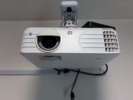 ViewSonic PX701-4KE投影機  送72寸下拉式投影布及投影機架