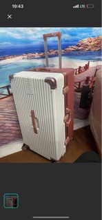 特價：30吋高柱體鋁合金框併色行李箱旅行箱 30 inch lugguage 40 x 37×78 cm （符合航空公司寄存規定158cm）