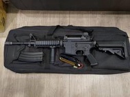 二手寄賣 9成新 WE M4A1 RIS 全金屬 電動槍 1槍1匣 含槍袋.電池.握把