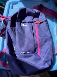 Quechua Arpenaz 10 紫色背包