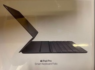 iPad Pro 12.9 smart keyboard folio