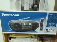 Panasonic 國際手提USB/CD收錄音機RX-D55二手 有遙控器卡帶、調頻 USB 播放正常CD 可正常播放 須手動歸位