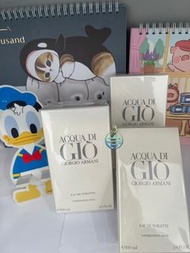 GIORGIO ARMANI阿瑪尼Acqua Di Giò 寄情男士淡香水  這款充滿海洋與風信子氣息的香水，前調是清新的加勒比佛手柑、橙花和青柑。淡淡的海洋氣息與茉莉香調混合，加上俐落的岩玫瑰及迷迭